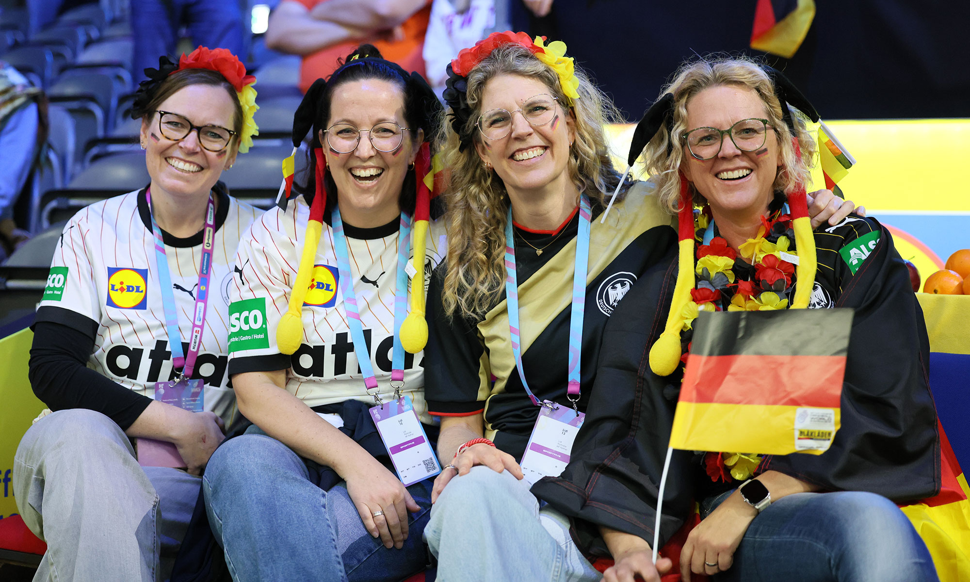 DHB-Fans beim WM-Finale 2025 in Rotterdam