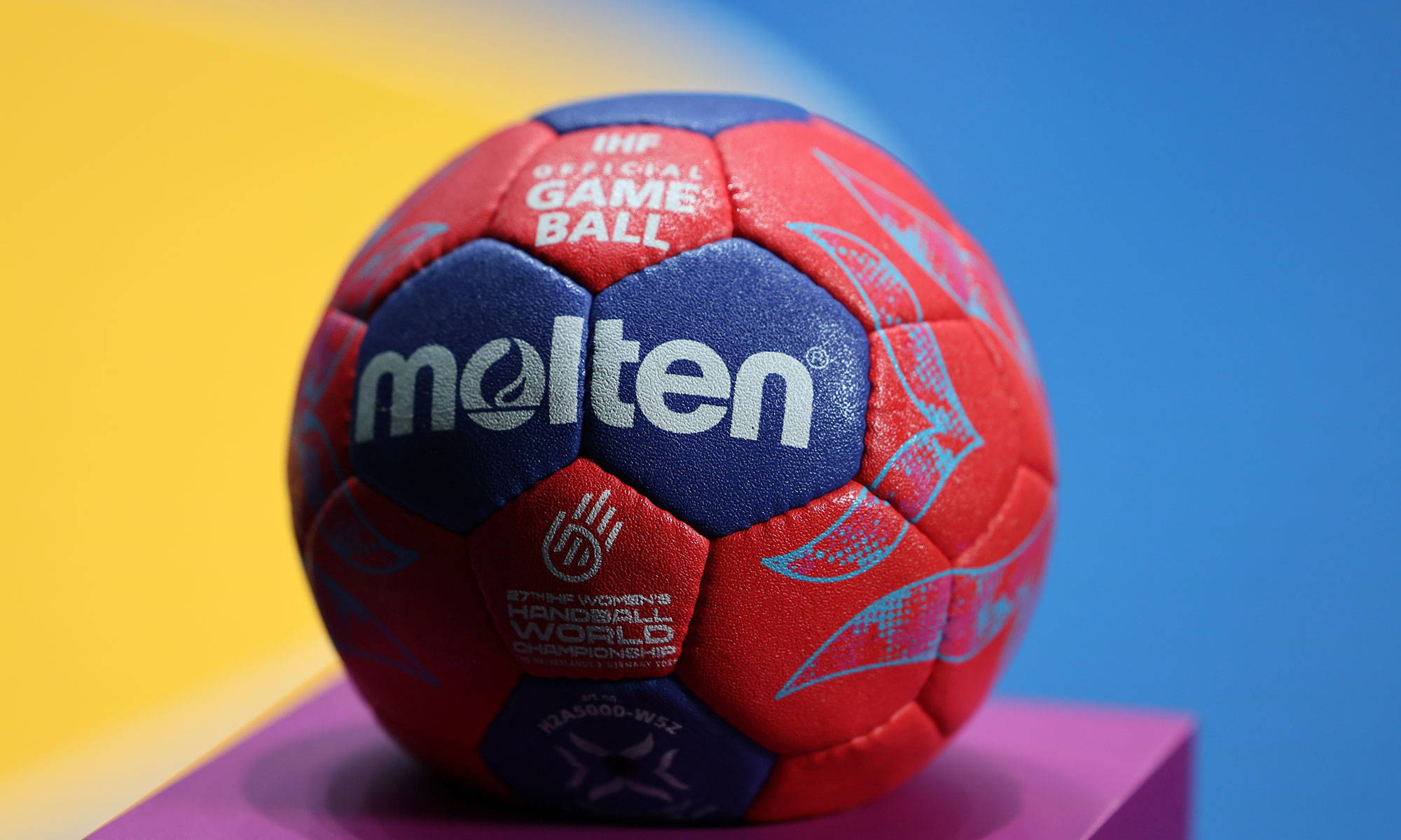 Spielball der Frauen-WM 2025